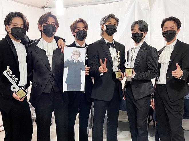 BTS, BTS tin tức, BTS Suga, ARMY, The Fact Music Awards 2020, TMA 2020, BTS thành viên
