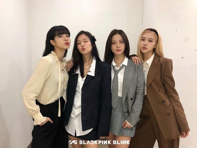 Blackpink, Lisa, Blackpink tin tức, Blackpink thành viên, Rose, Kpop