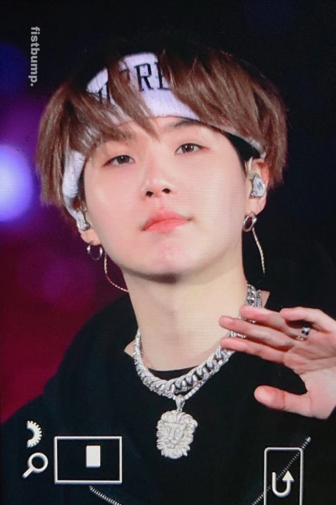 Suga BTS, cưới ARMY, bts suga, bts jungkook, bts jimin, bts thành viên, bts youtube, bts 2019, bts concert, bts