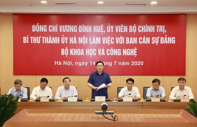 Vương Đình Huệ, Hà Nội, trung tâm khoa học và công nghệ, Đông Nam Á