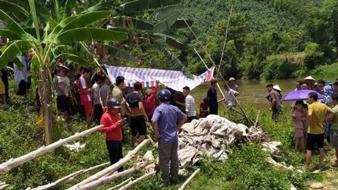 Rủ nhau đi bắt ốc, ba nữ sinh ở Yên Bái đuối nước thương tâm