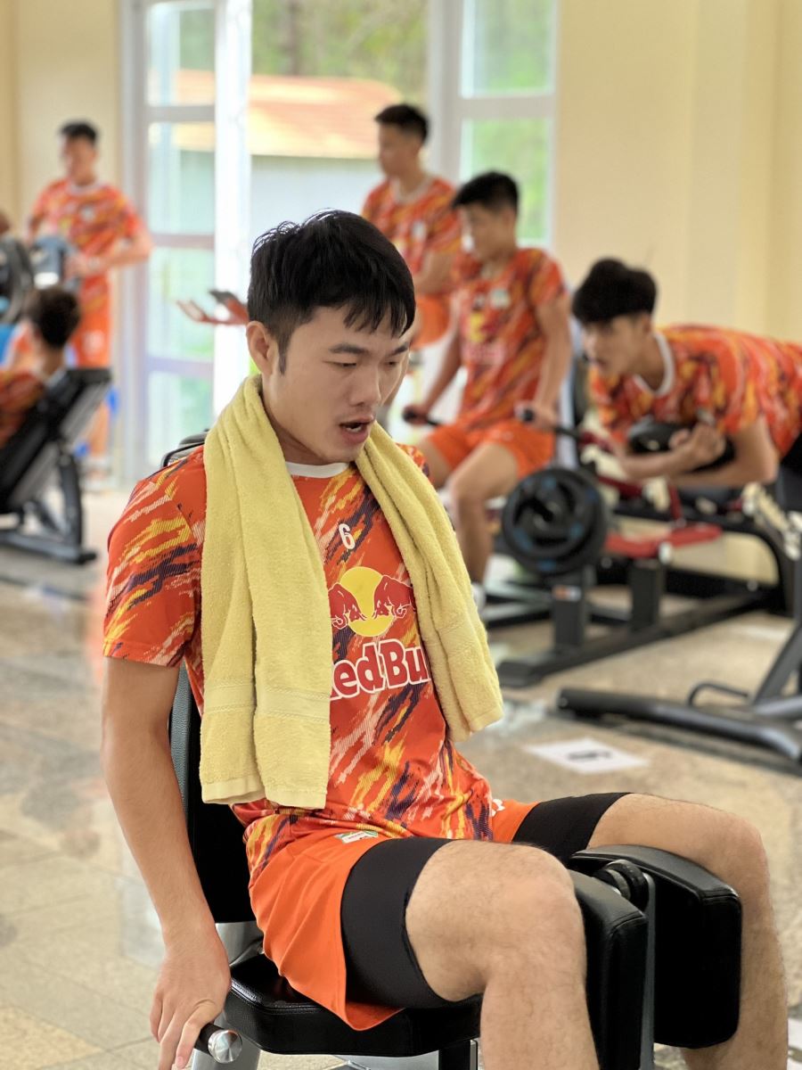 park hang seo, aff, aff cup, vleague, hagl, kiatisuk, công phượng, tuấn anh, xuân trường, hagl vs tphcm, lịch thi đấu vleague 2022, trực tiếp bóng đá