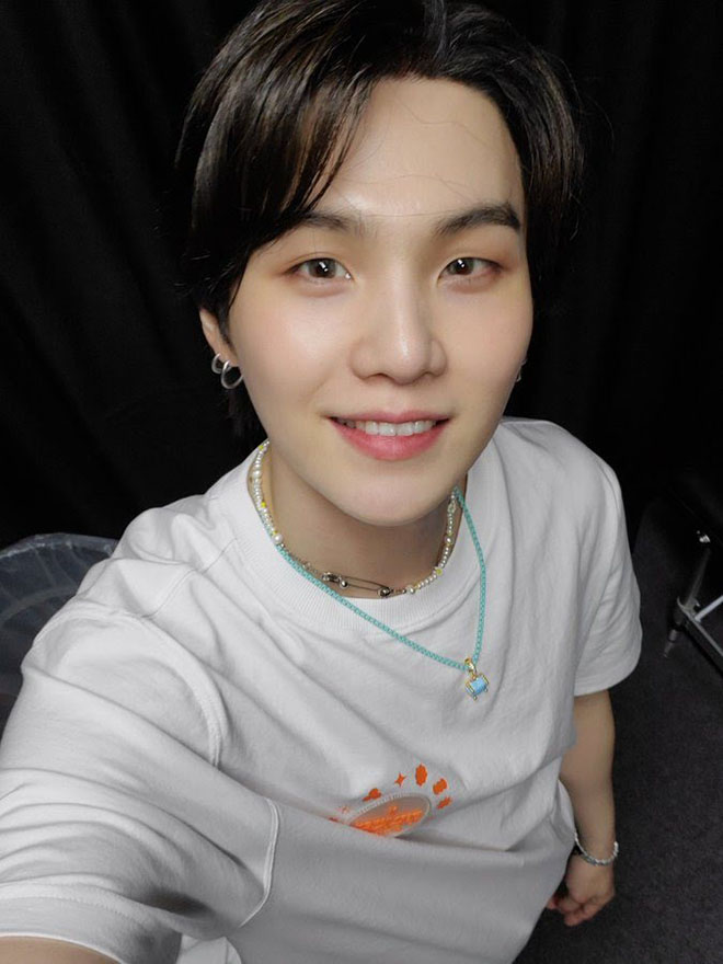 BTS, Suga, Suga lộ tính cách thực trong VLive, Jungkook, V BTS, J-Hope, Tin bts