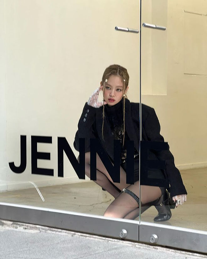 Blackpink, Jennie, Jennie Blackpink trong bộ ảnh lộ liễu mới, Tin blackpink