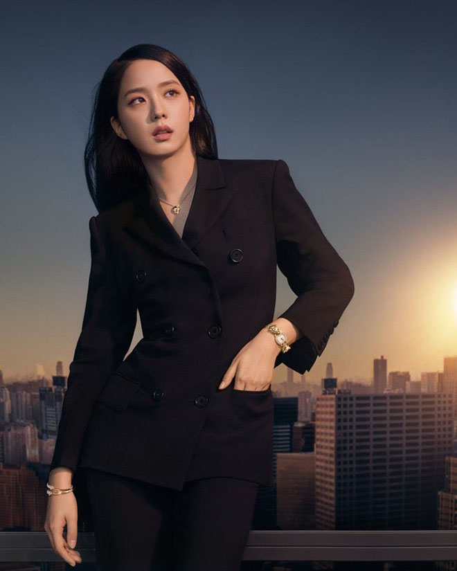 Blackpink, Jisoo, Jisoo mặt mộc, Blackpink tan rã vào sang năm, Jisoo đến Madrid