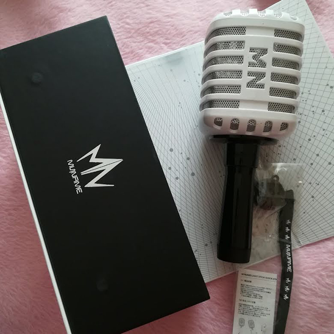 BTS, Lightstick K-pop sáng lâu nhất, Blackpink, V BTS, Suga, RM BTS, Tin bts