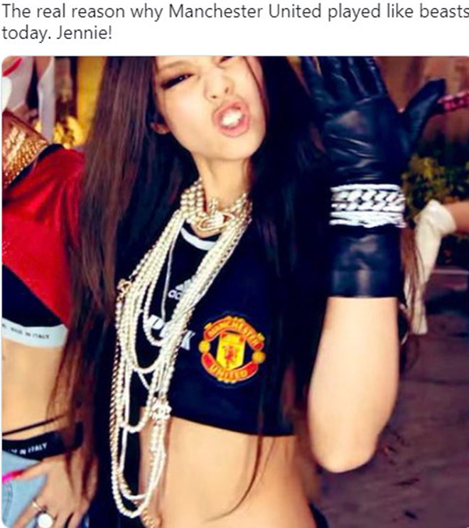 Blackpink, Jennie, MU, Manchester United, Jennie bùa may mắn, Jisoo, pinkvenom