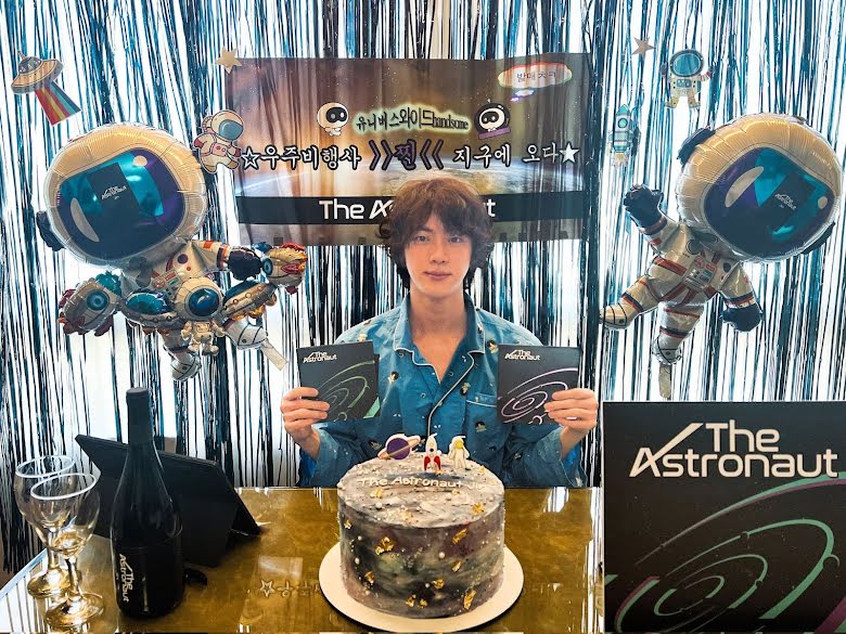 BTS, Jin, Lý do Jin BTS hoãn nghĩa vụ, The Astronaut, Đĩa đơn mới của Jin, Suga