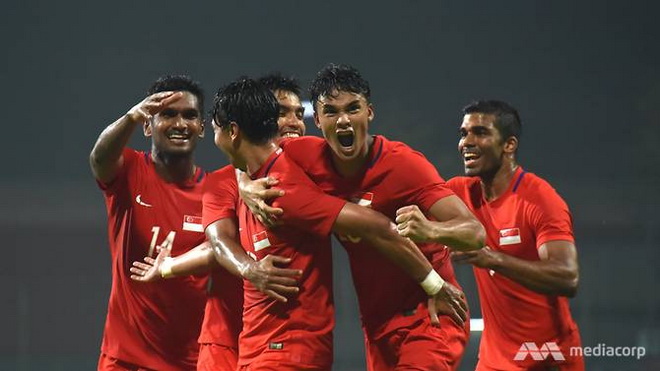 Cựu danh thủ Singapore ca ngợi sức mạnh Thái Lan ở AFF Cup 2018