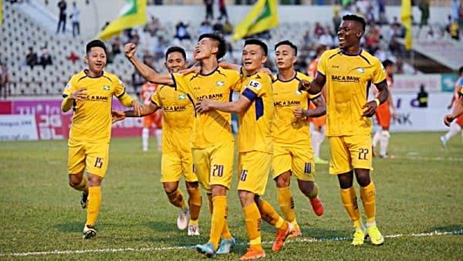 Trực tiếp bóng đá Việt Nam: SLNA vs Bình Định, Bình Dương vs Thanh Hóa (17h00)