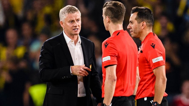 MU: Solskjaer có đủ ‘trình’ cầm quân ở Old Traffaord?