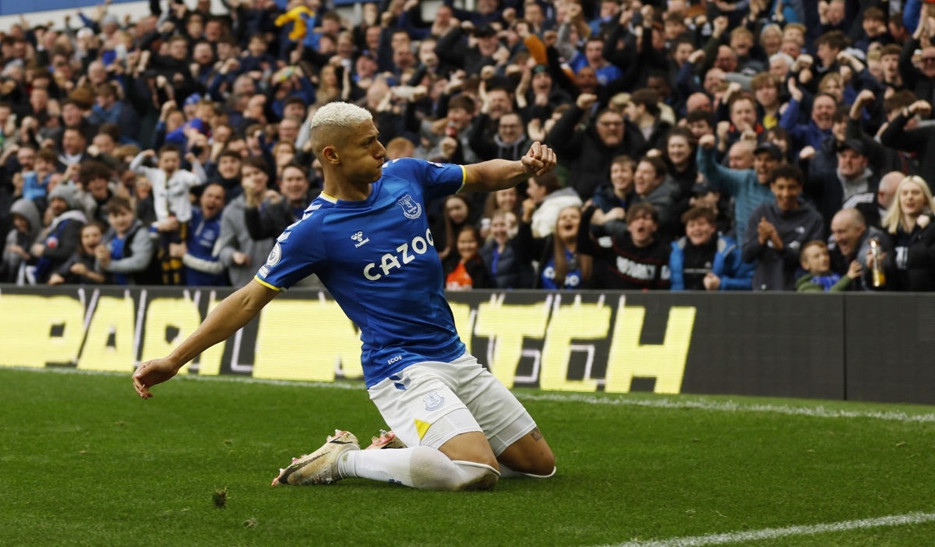 Bong da, Bóng đá hôm nay, chuyển nhượng, chuyển nhượng hôm nay, chuyển nhượng MU, MU mua Frenkie De Jong, Man City và Tottenham mua Ward Prowse, lịch thi đấu bóng đá