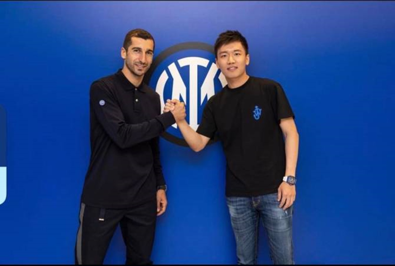 Bong da, Bóng đá hôm nay, MU mua Lisandro Martinez, Barcelona mua 4 ngôi sao, chuyển nhượng, tin chuyển nhượng, chuyển nhượng MU, lịch thi đấu bóng đá, trực tiếp bóng đá