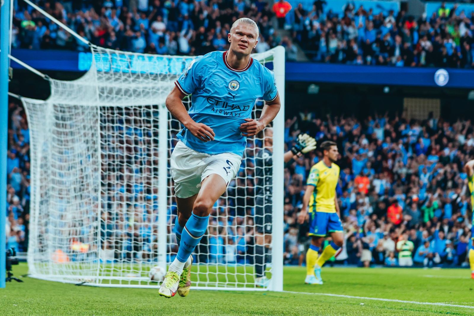 Kết quả bóng đá, Man City vs Nottingham, Haaland, Haaland lập hat-trick, kỷ lục ghi bàn, kỷ lục ghi bàn Ngoại hạng Anh, Ngoại hạng Anh, Premier League,   Man City, kqbd