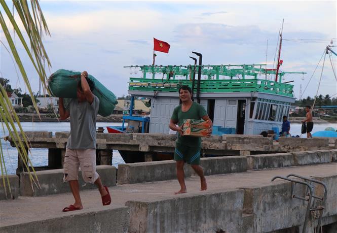 Bão NORU, Bao naru, Cập nhật bão Naru, Cơn bão Naru, Tin bão, Cơn bão naru, hướng di chuyển bão naru, bão naru đổ bộ, cơn bão số 4, dự báo bão, sức gió bão naru, tâm bão 