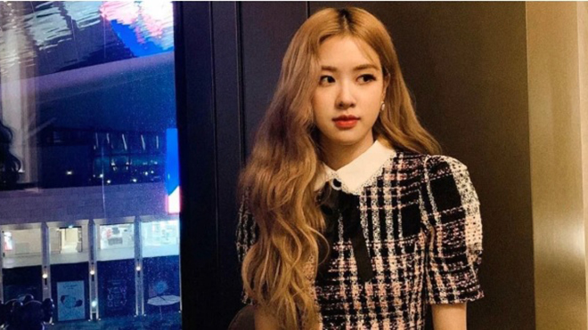 Rosé Blackpink bất ngờ tung quà Giánh sinh tặng fan