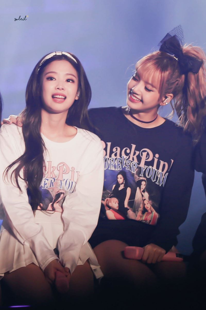 Blackpink, Lisa, Jennie, BLINK, jenlisa, tình bạn của jennie và lisa, lisa và jennie 