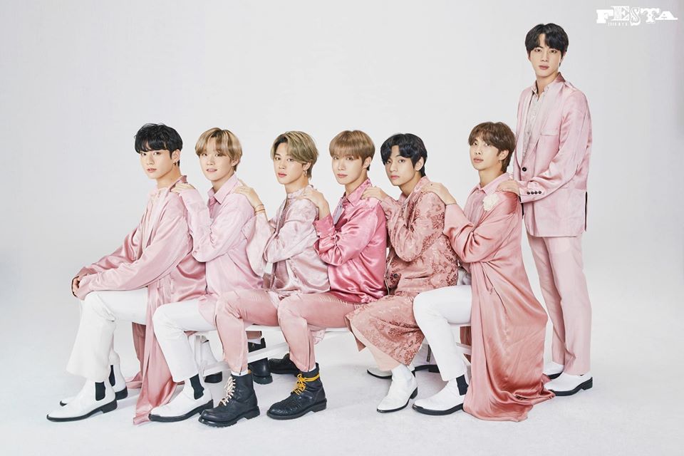 BTS, BTS FESTA 2020, BTS ảnh gia đình, bts nghĩ vụ quân sự, bts kỷ niệm debut, bts ảnh 