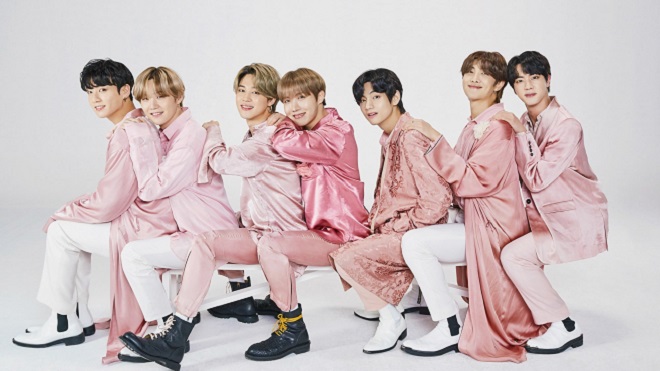 8 điều ARMY có thể bỏ lỡ trong bộ ảnh gia đình của BTS Festa 2020