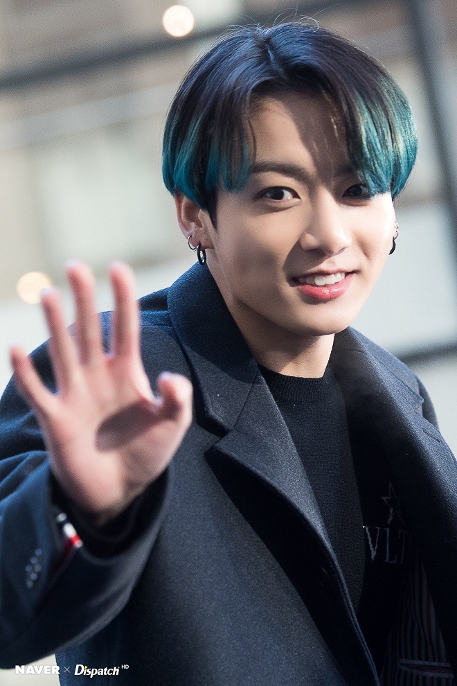 BTS, JUngkook, Jungkook bts, thỏ jungkook, jungkook bọng mắt, jungkook 2020, bts gif, jungkook gif, jungkook ảnh ngày bé