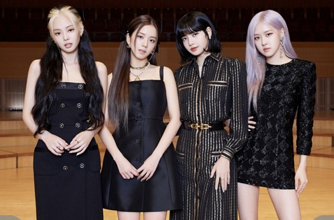 Blackpink, Jennie, Jisoo, Rosé, Lisa, Blackpink 2020, Blackpink mặc váy đen, Blackpink black mini dress, blackpink thời trang, blackpink fashion