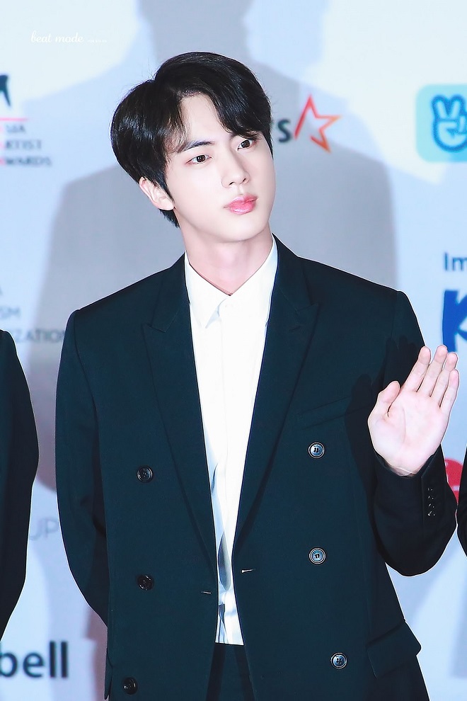 BTS, Jin, RM, BTS 2020, BTS hài hước, BTS Run!, Jin huyền thoại, leJINdary, anh cả BTS, ảnh Jin BTS, BTS video, BTS Vlive, BTS funny, Jin video