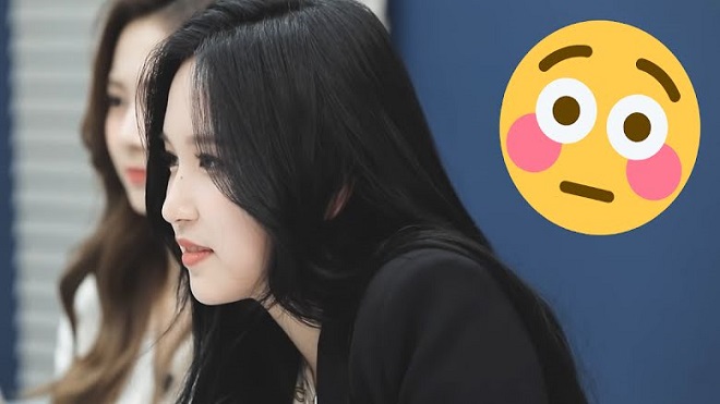 Ngây ngất trước thần thái quyền lực của Mina Twice