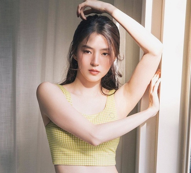 Han So Hee, Han So Hee 2022, han so hee phim, han so hee park seo joon, han so hee song kang, han so hee ảnh mới, han so hee và mẹ