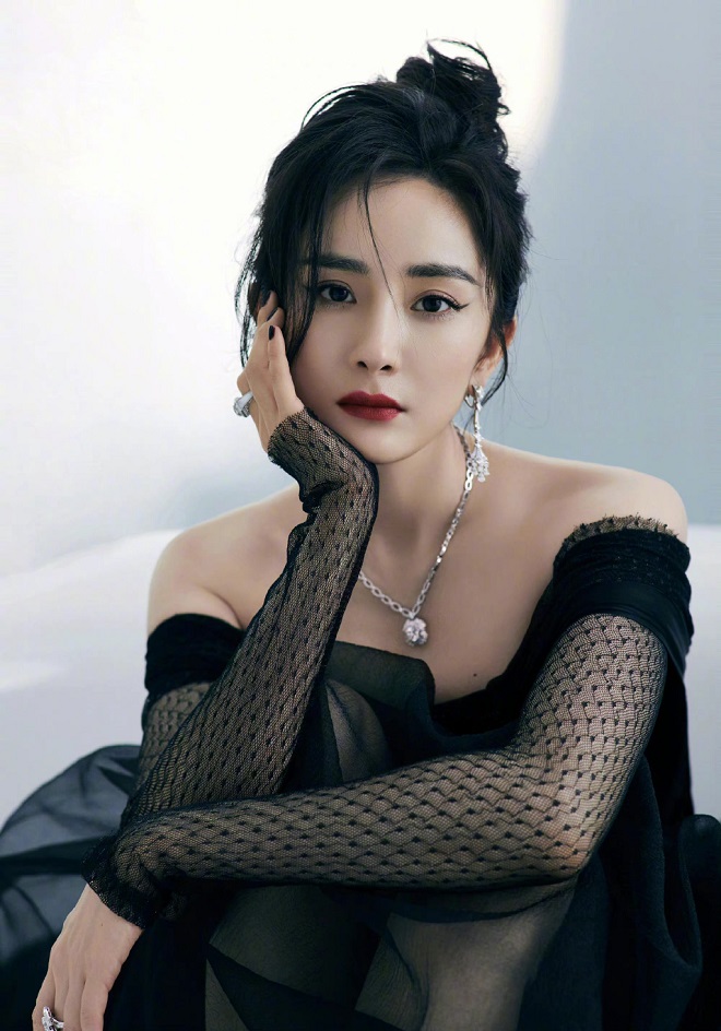 Triệu Lệ Dĩnh, Địch Lệ Nhiệt Ba, dương mịch, triệu lộ tư, angelababy, dương dĩnh, lưu thi thi, đường yên, phạm băng băng, cổ lực na trát, ngư thư hân, trịnh sảng, cbiz