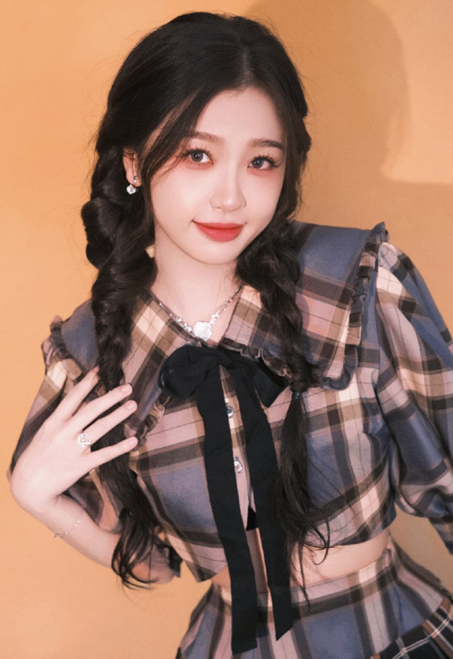 Triệu Lệ Dĩnh, Địch Lệ Nhiệt Ba, dương mịch, triệu lộ tư, angelababy, dương dĩnh, lưu thi thi, đường yên, phạm băng băng, cổ lực na trát, ngư thư hân, trịnh sảng, cbiz