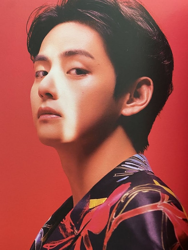 BTS, V BTS, kim taehyung, bts v, v bts dj radio, v bts starry night, v bts dùng thủ ngữ, army, bts thủ ngữ, bts v ảnh, v bts jennie, jennie v, v bts hẹn hò