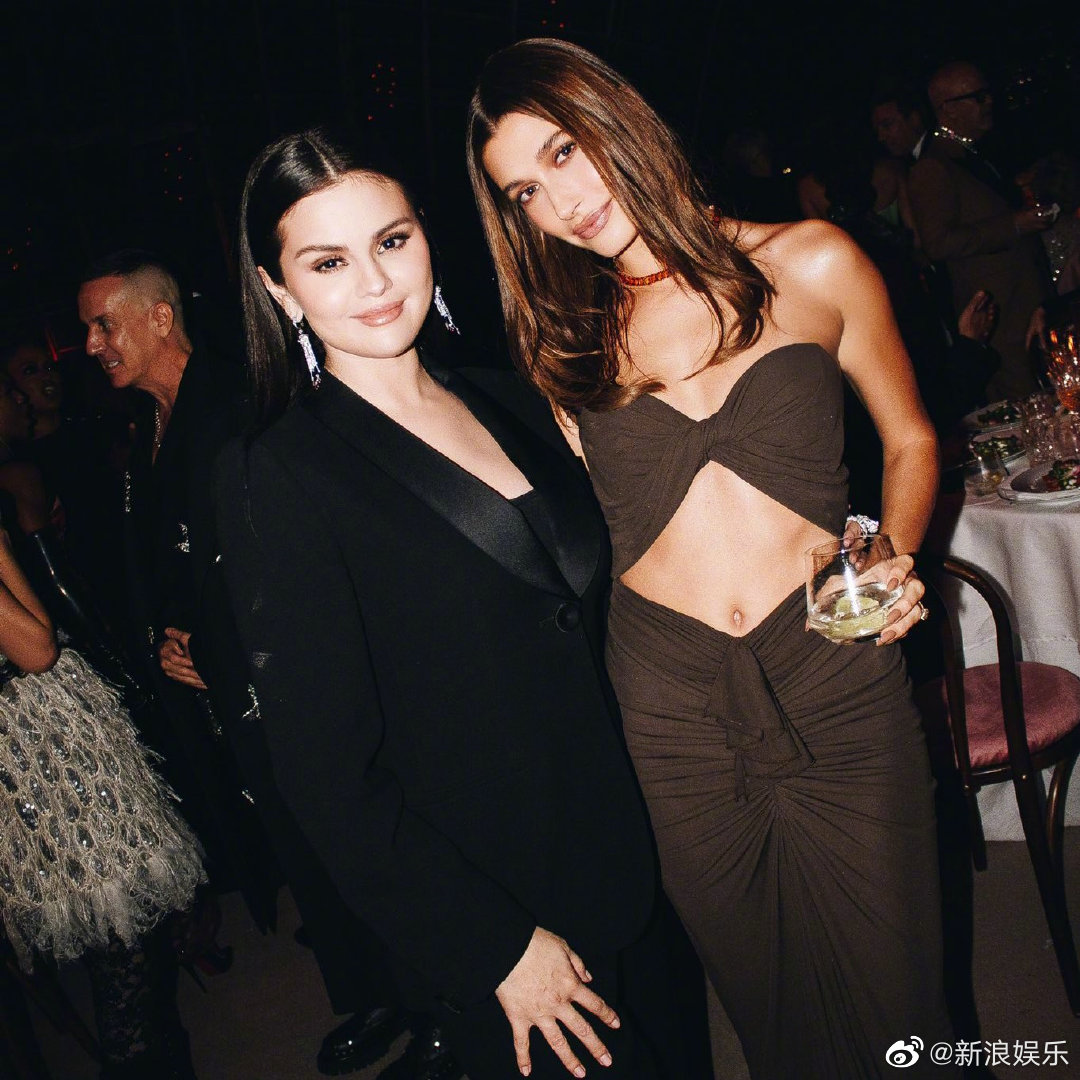 Selena Gomez, Justin Bieber, Hailey Bieber, Selena Gomez bạn trai, Justin Bieber selena gomez, Hailey Bieber kết hôn, selena gomez hẹn hò, justin bieber kết hôn