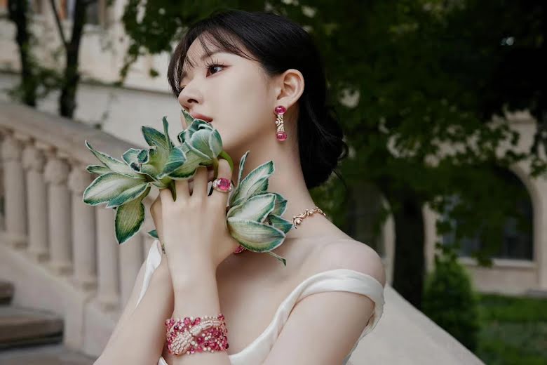 Lisa Blackpink, Triệu Lộ Tư, bvlgari, lisa triệu lộ tư, em út blackpink, blackpink, triệu lộ tư bvlgari, lisa bvlgari, triệu lộ tư phim, lisa blackpink sự kiện