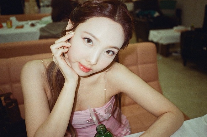 Twice, Nayeon, Nayeon Twice, twice nayeon, nayeon selca, im nayeon, nayeon solo, nayeon pop, nayeon instagram, nayeon album, twice solo, twice alum, twice thành viên