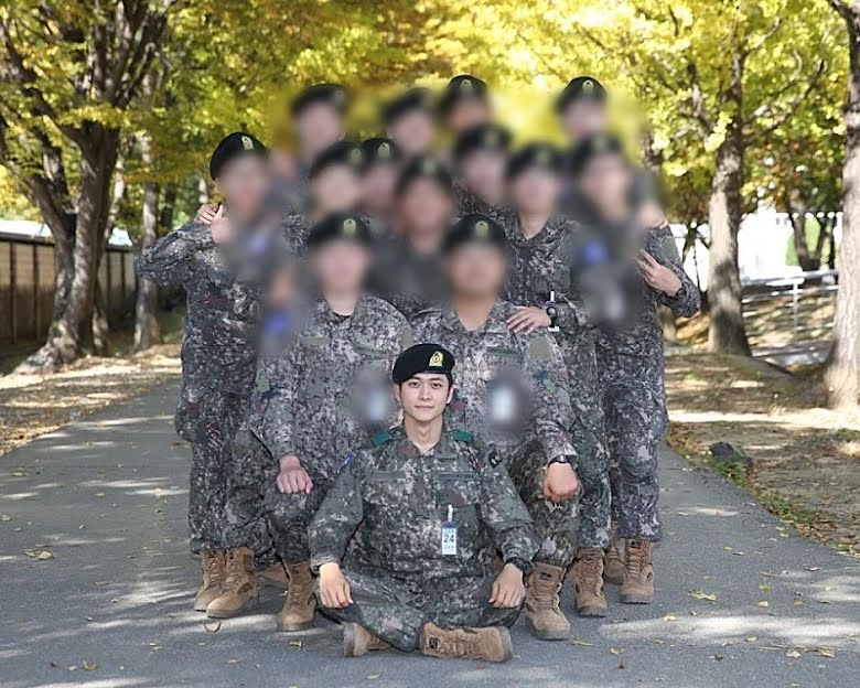 Kang Tae Oh, luật sư kỳ lạ woo young woo, kang tae oh nhập ngũ, kang tae oh phim, kang tae oh park eun bin, kang tae oh hẹn hò, kang tae oh xuất ngũ