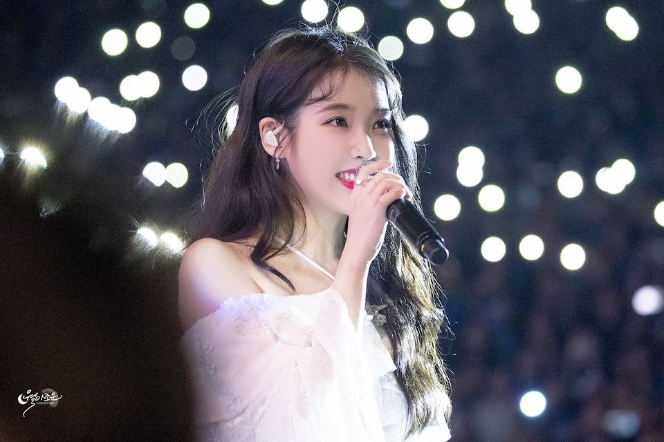 IU, Chungha, Kpop, thói quen ngủ sao kpop, sao kpop, ca sĩ hàn quốc, nữ ca sĩ solo Hàn quốc, sao nữ kpop, IU ảnh, IU thói quen ngủ, IU bài hát, chungha bài hát