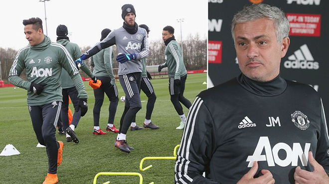 Mourinho: 'Tôi nhắc lại mục tiêu số 1 của tôi là... về nhì'