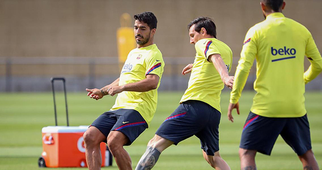 Bong da, Bóng đá hôm nay, Tin tuc bong da, Chuyển nhượng MU, Chuyển nhượng Barca, MU mượn Alonso mới, Barca thanh lý nửa đội hình, tin bóng đá, chuyển nhượng, MU, bóng đá