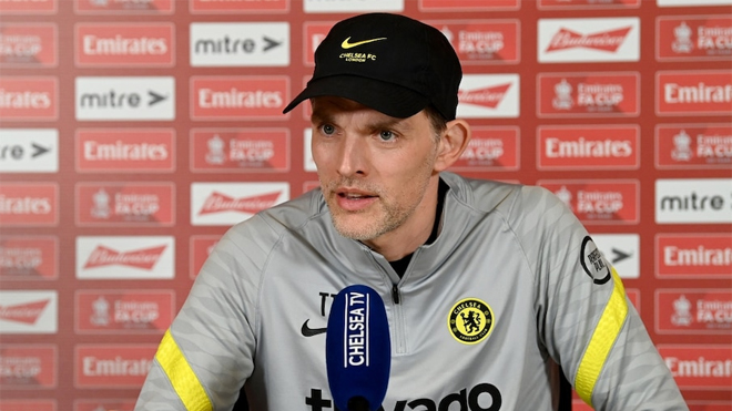 Chelsea: Tuchel nổi cáu, đập bàn khi được hỏi về Abramovich 