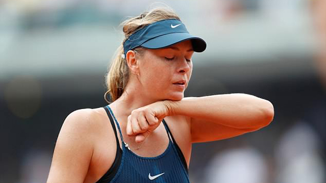 TENNIS 7/6: Sharapova thảm bại ở Tứ kết Roland Garros. Nadal lại được 'trời cứu' khi gặp khó