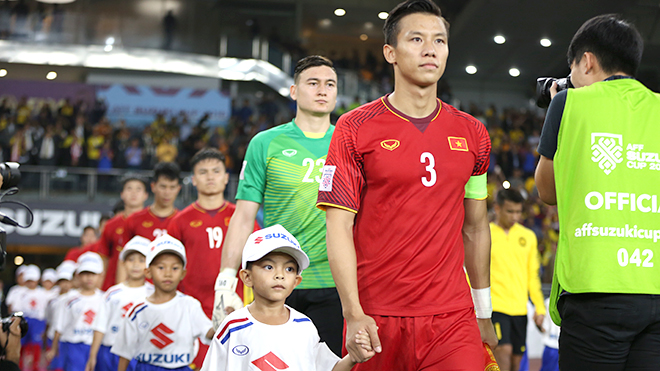 Chuyển nhượng V-League: Quế Ngọc Hải bác tin gia nhập HAGL. Tiến Thành chia tay Hà Nội