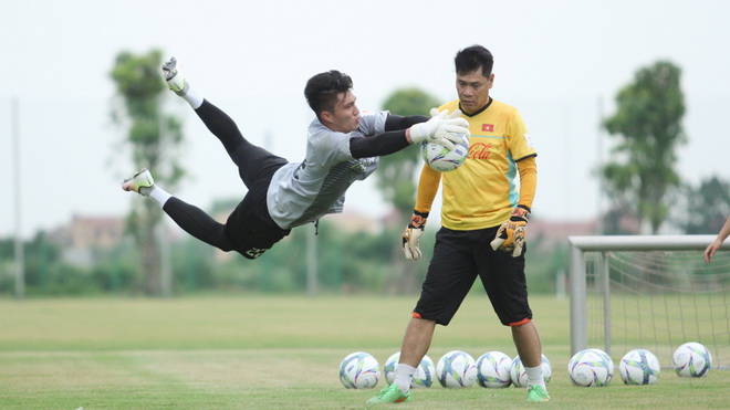 bóng đá Việt Nam, tin tức bóng đá, bong da, tin bong da, HAGL, bầu Đức, V League, chuyển nhượng V League, U21 Hà Nội bị loại, DTVN, Park Hang Seo