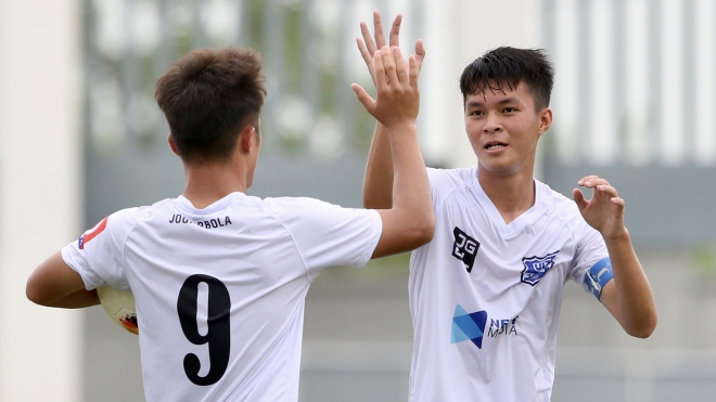 bóng đá Việt Nam, tin tức bóng đá, bong da, tin bong da, AFF Cup, DTVN, U17 HAGL, HAGL, SLNA vs HAGL, bầu Đức, lịch thi đấu vòng 12 V League, Park Hang Seo