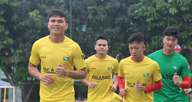 Tristian Do, Cup quốc gia, SLNA, Thái Lan, Thai League, HLV Nishino