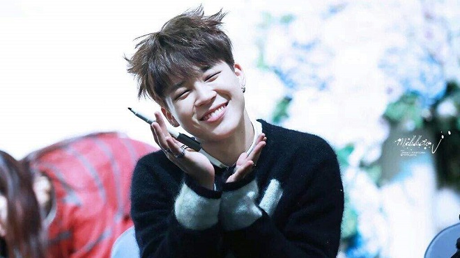 Jimin BTS lần đầu lên bìa tạp chí một mình, phần thưởng xứng đáng