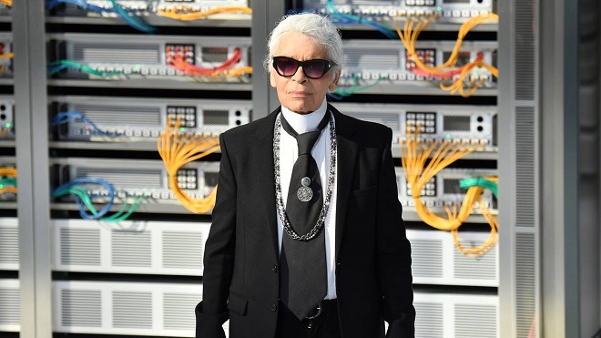 'Bố già thời trang' Karl Lagerfeld qua đời, làm việc cật lực tới hơi thở cuối cùng