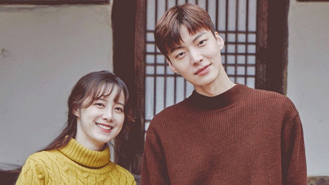 Mới đây còn thắm thiết, ‘nàng cỏ’ Goo Hye Sun đã bất ngờ ly dị, bất đồng sâu sắc công việc – gia đình