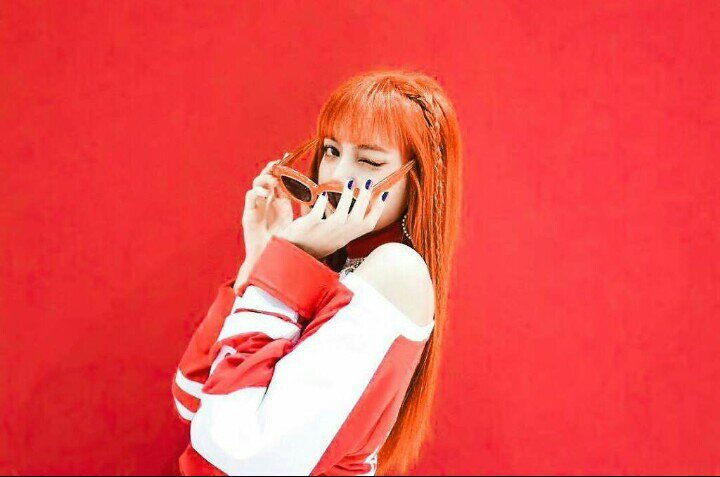 Blackpink, Lisa Blackpink, Lisa Blackpink thần tượng Kpop đến từ Thái Lan, BTS, thần tượng kpop, thần tượng k-pop