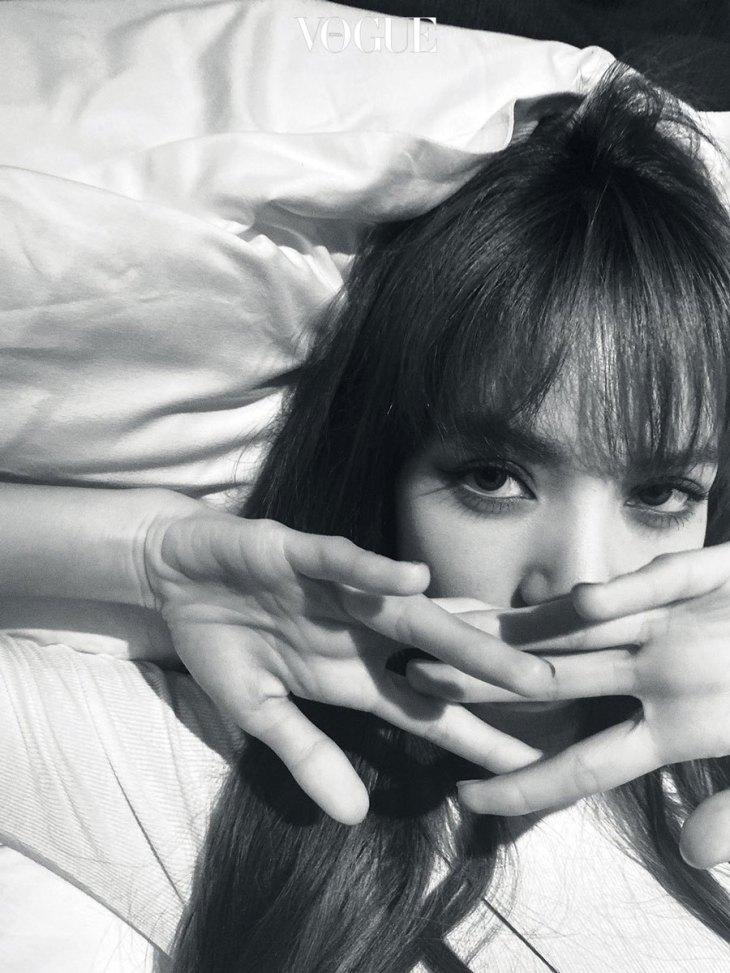 Lisa Blackpink, Lisa lên bìa tạp chí, Lisa Blackpink trên tạp chí Vogue, Jennie, Lisa, Blink, kpop 