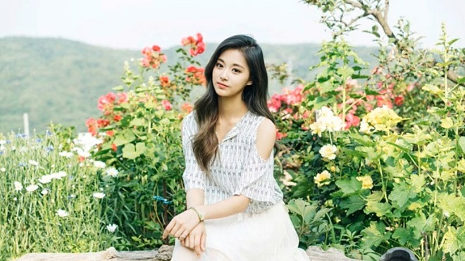 Tzuyu Twice là ‘Gương mặt đẹp nhất thế giới năm 2019’